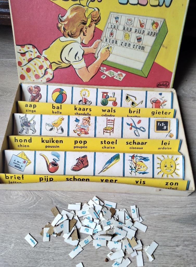 Letterdoos 2-talig  75 jaar oud, Ophalen of Verzenden