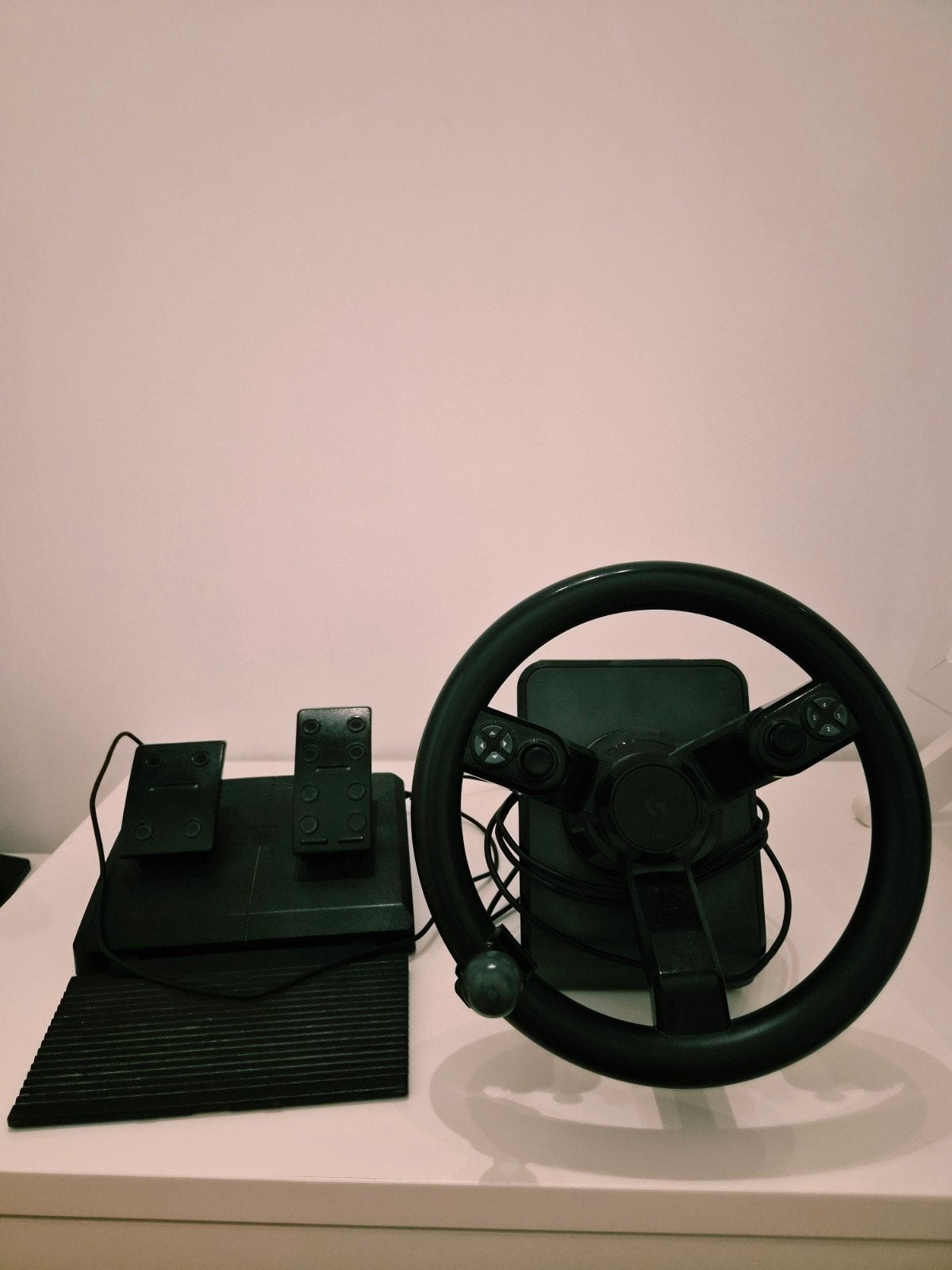 Logitech - G Heavy Equipment stuur + gaspedalen, Games en Spelcomputers, Ophalen of Verzenden, Gebruikt, Stuur of Pedalen, PlayStation 4