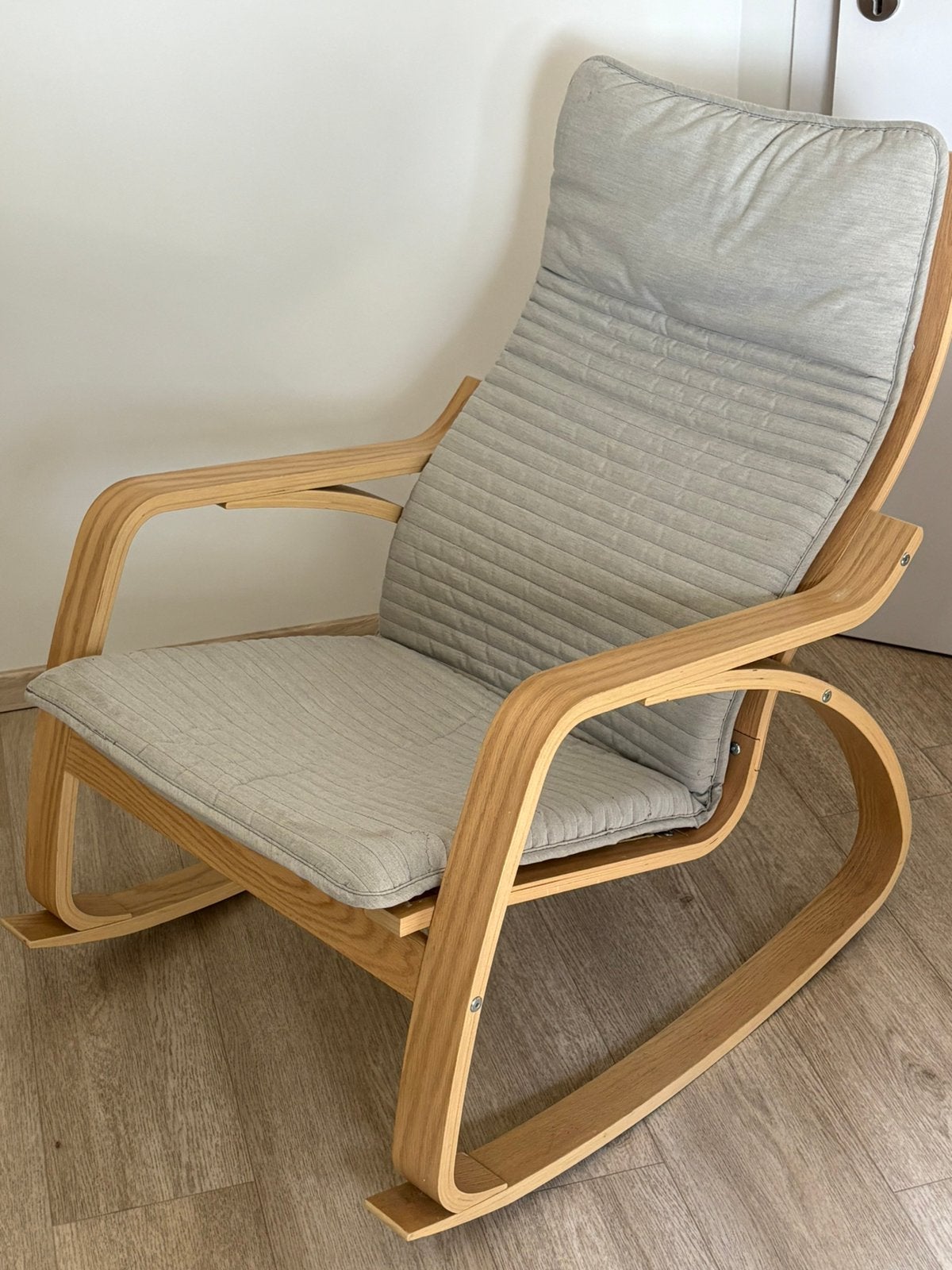 IKEA POÄNG Schommelstoel (Berkenfineer / Lichtgrijs), Ophalen, Zo goed als nieuw, Stof