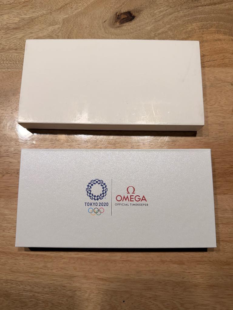 Omega spelden Olympische Spelen Tokyo 2020, Ophalen of Verzenden