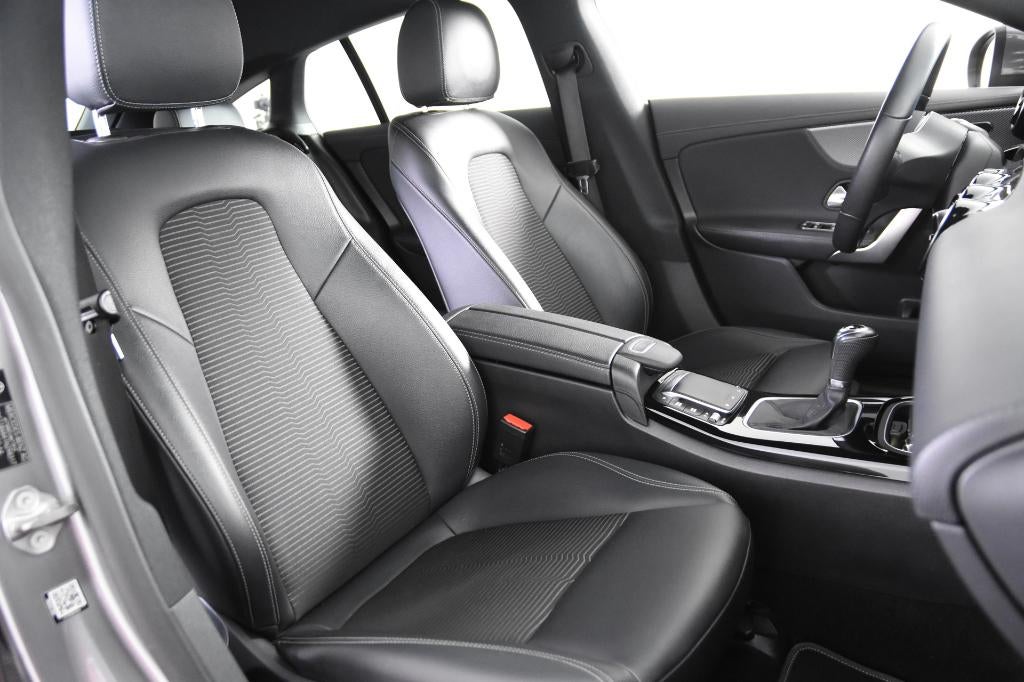 Mercedes CLA 18 SB *1ste Eigenaar*Leer*Navigatie*, Auto's, CLA, Leder en Stof, Bedrijf, 5 deurs