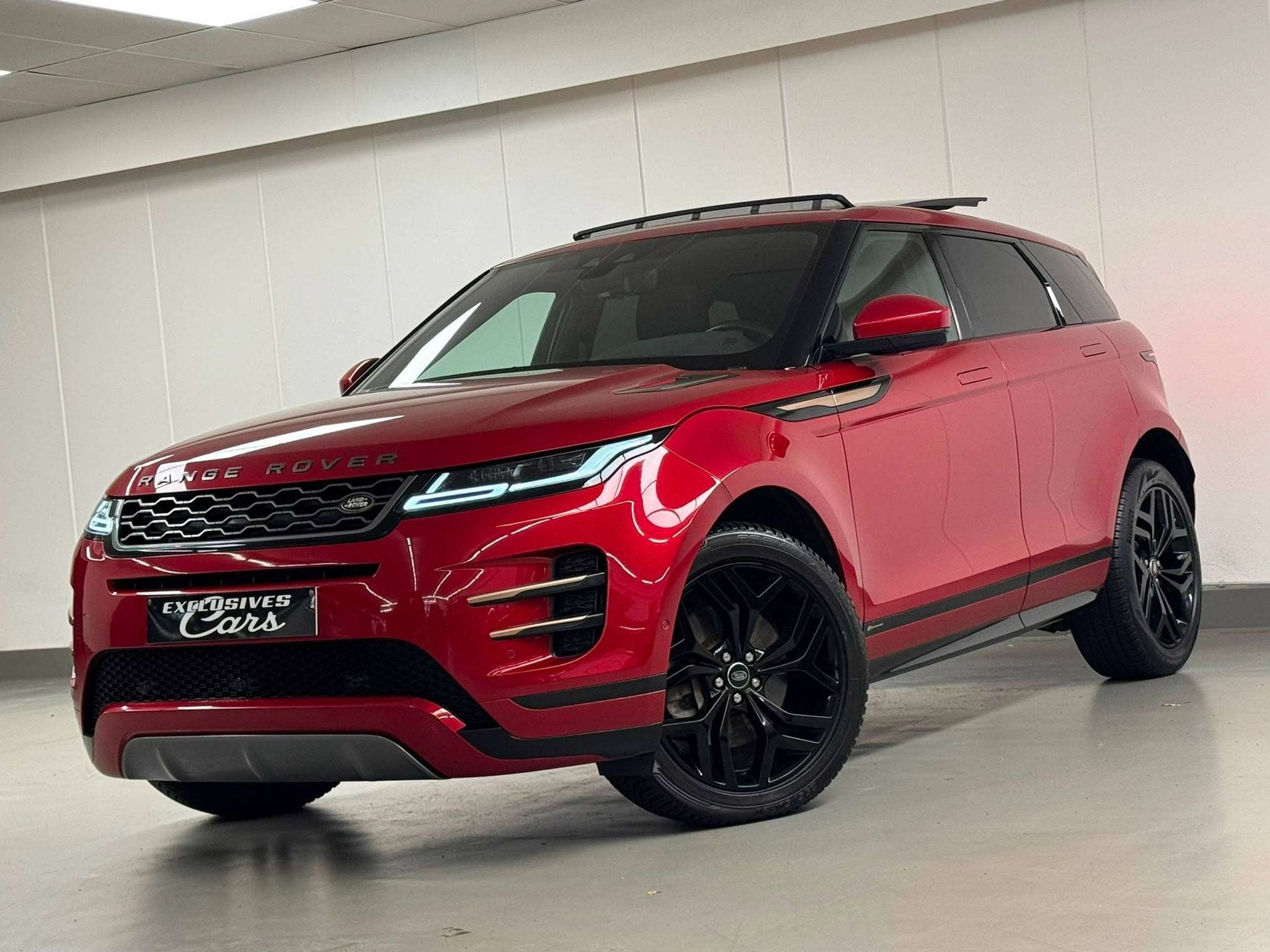 Land Rover Range Rover Evoque D150 MHEV 4WD R-DYNAMIC AUTO P, Autos, Achat, Entreprise, Alarme, Noir