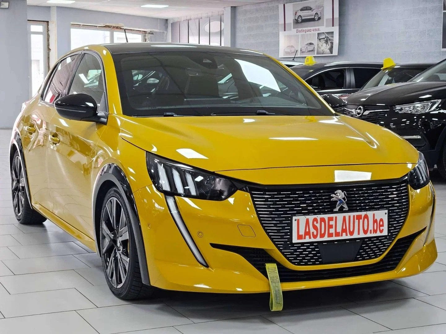 Peugeot 208 1.2i GT Pack Auto Sport Lane Assist Angle Mort L, Autos, Peugeot, Achat, Euro 6, Entreprise, Jaune