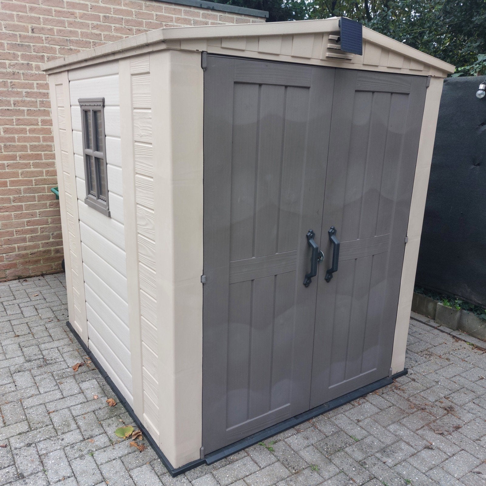 abri de jardin en plastique Keter, Jardin & Terrasse, Comme neuf, Synthétique, Enlèvement, Abri de jardin