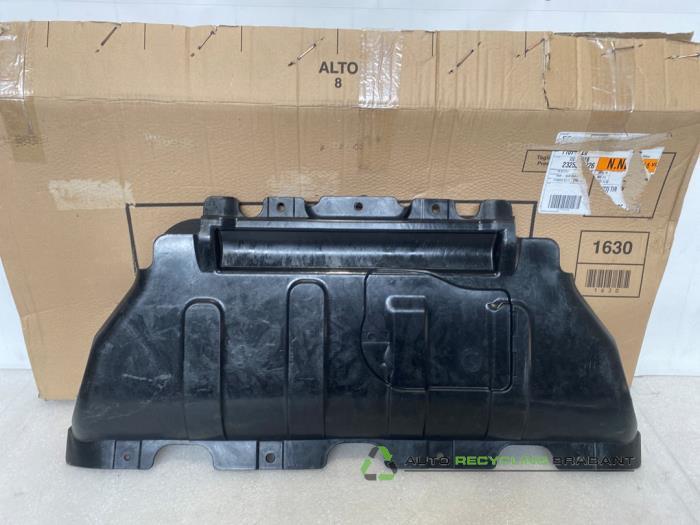 Plaque de protection sol d'un Jeep Grand Cherokee, Jeep, -, 3 mois de garantie, Utilisé
