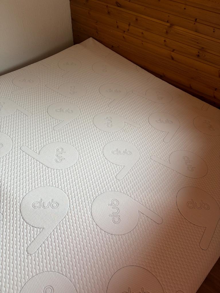 Splinternieuwe matras, Huis en Inrichting, Slaapkamer | Matrassen en Bedbodems, Nieuw, Matras, 180 cm, 200 cm, Ophalen