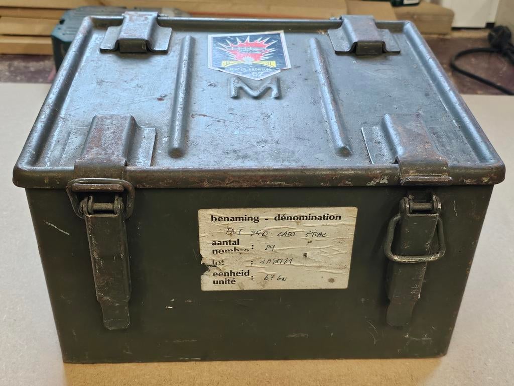 Boîte militaire en métal, Collections, Objets militaires | Général, Enlèvement ou Envoi