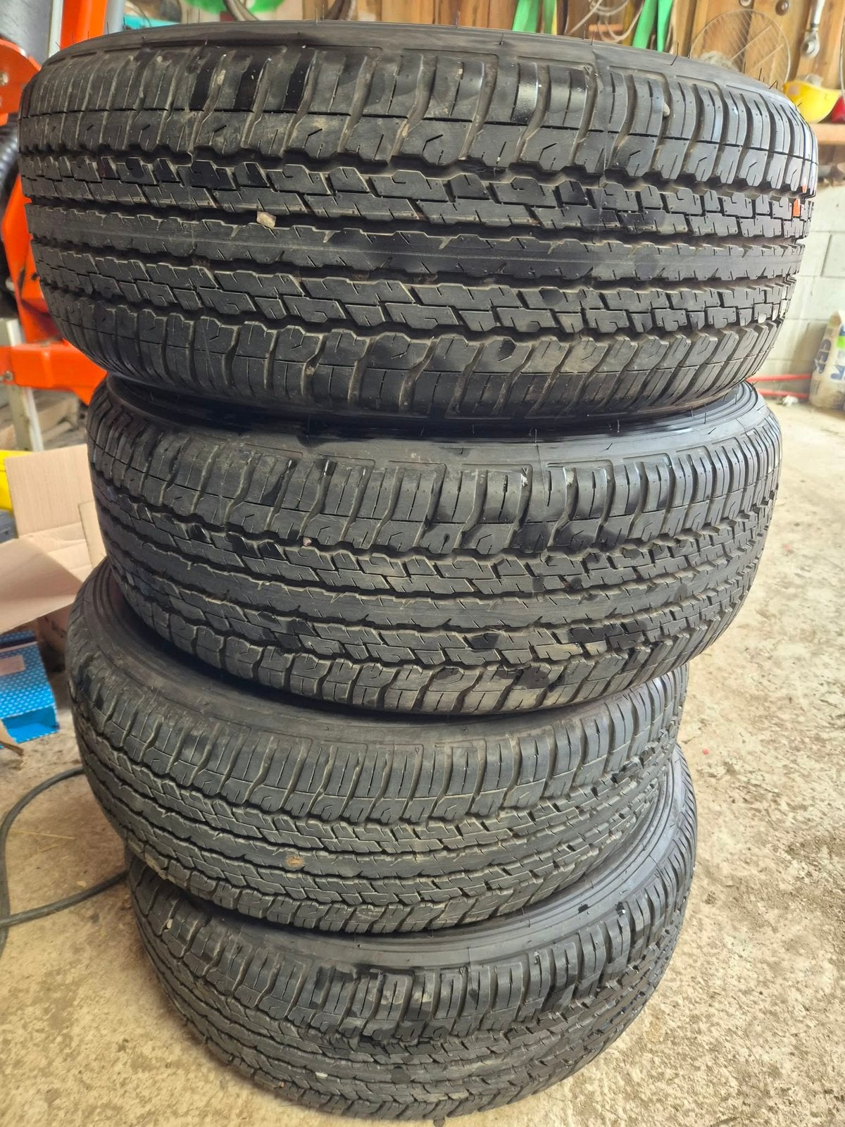 4 pneus Dunlop 265*60*18, Ophalen, Band(en)