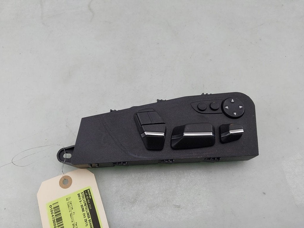 STOELVERSTELLING SCHAKELAAR BMW 5 serie Touring (F11), Gebruikt, BMW, Petuelring 130
80809  München, DE, Bayerische Motoren Werke AG