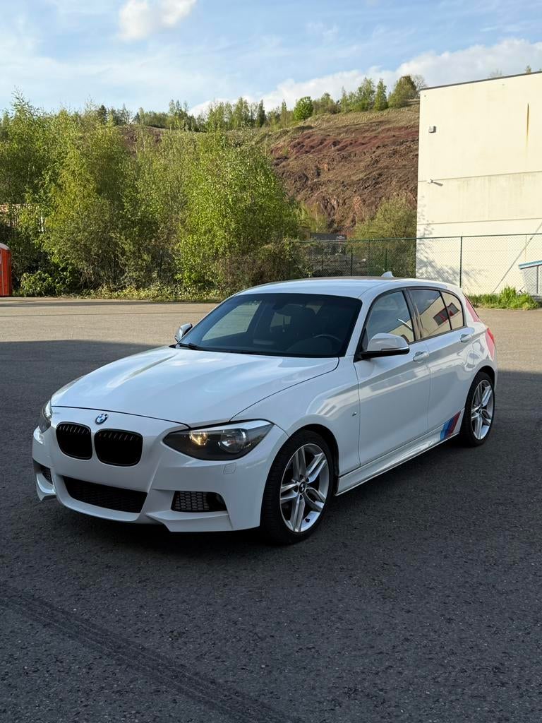 BMW F20 114i 2013 Pack M - 84.000km, Auto's, Euro 5, Zwart, 4 cilinders, Alcantara