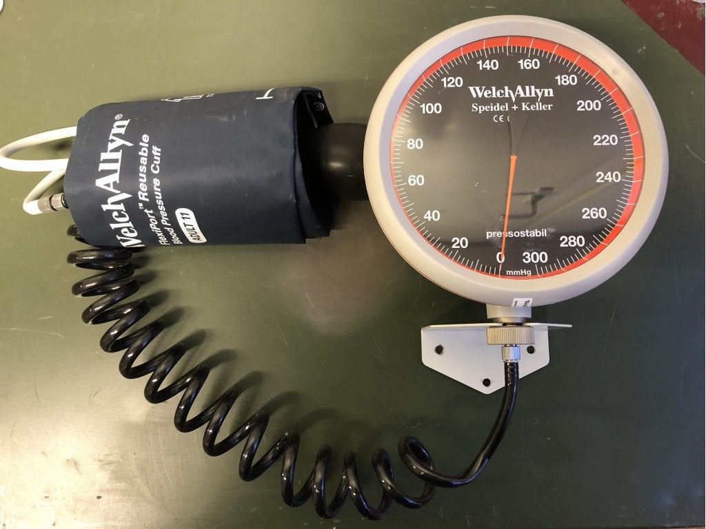 Bloeddrukmeter voor huisartspraktijk wand of bureau, Divers, Orthèses