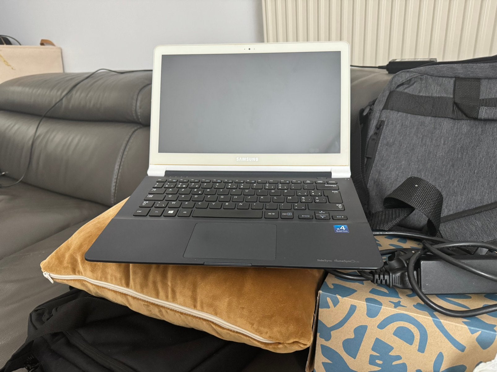 Ordinateur portable Samsung écran tactile, Informatique & Logiciels, Enlèvement, Avec écran tactile, SSD