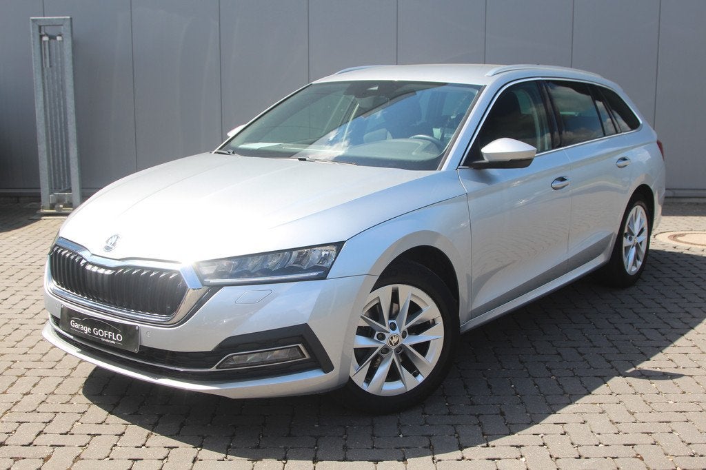 Skoda Octavia COMBI 1.0 TSI AMBITION - 108.000KM - 2020, Autos, Skoda, Particulier, Achat, Octavia, ABS, Caméra de recul, Régulateur de distance