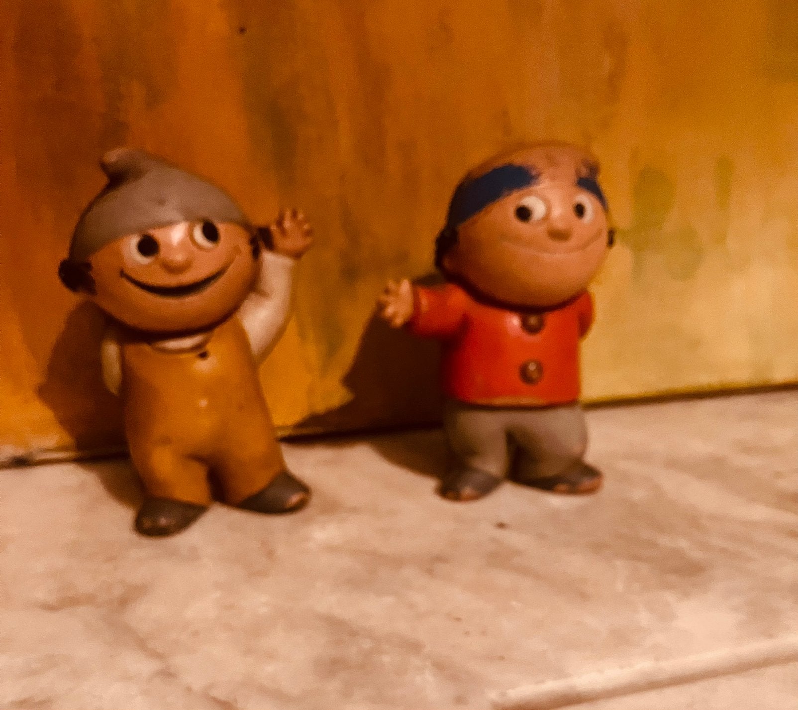 2rubbere poppetjes 8cm gr. retro, Verzamelen, Poppetjes en Figuurtjes, Ophalen, Zo goed als nieuw