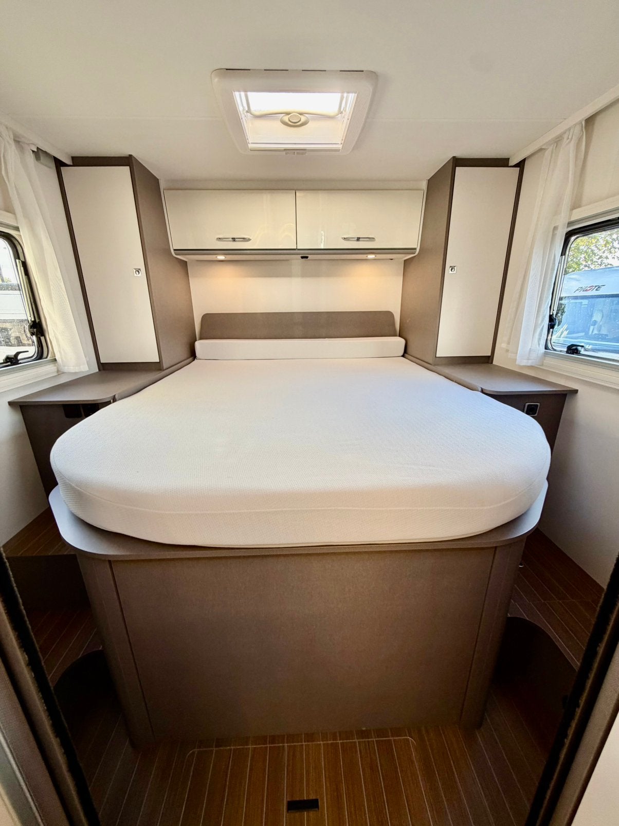 ‼️ Ford Etrusco HYMER ‼️ AUTOMATIQUE ‼️ 2025 ‼️ NOUVEAU ‼️, Caravanes & Camping, Jusqu'à 4, Ford, Diesel, Automatique