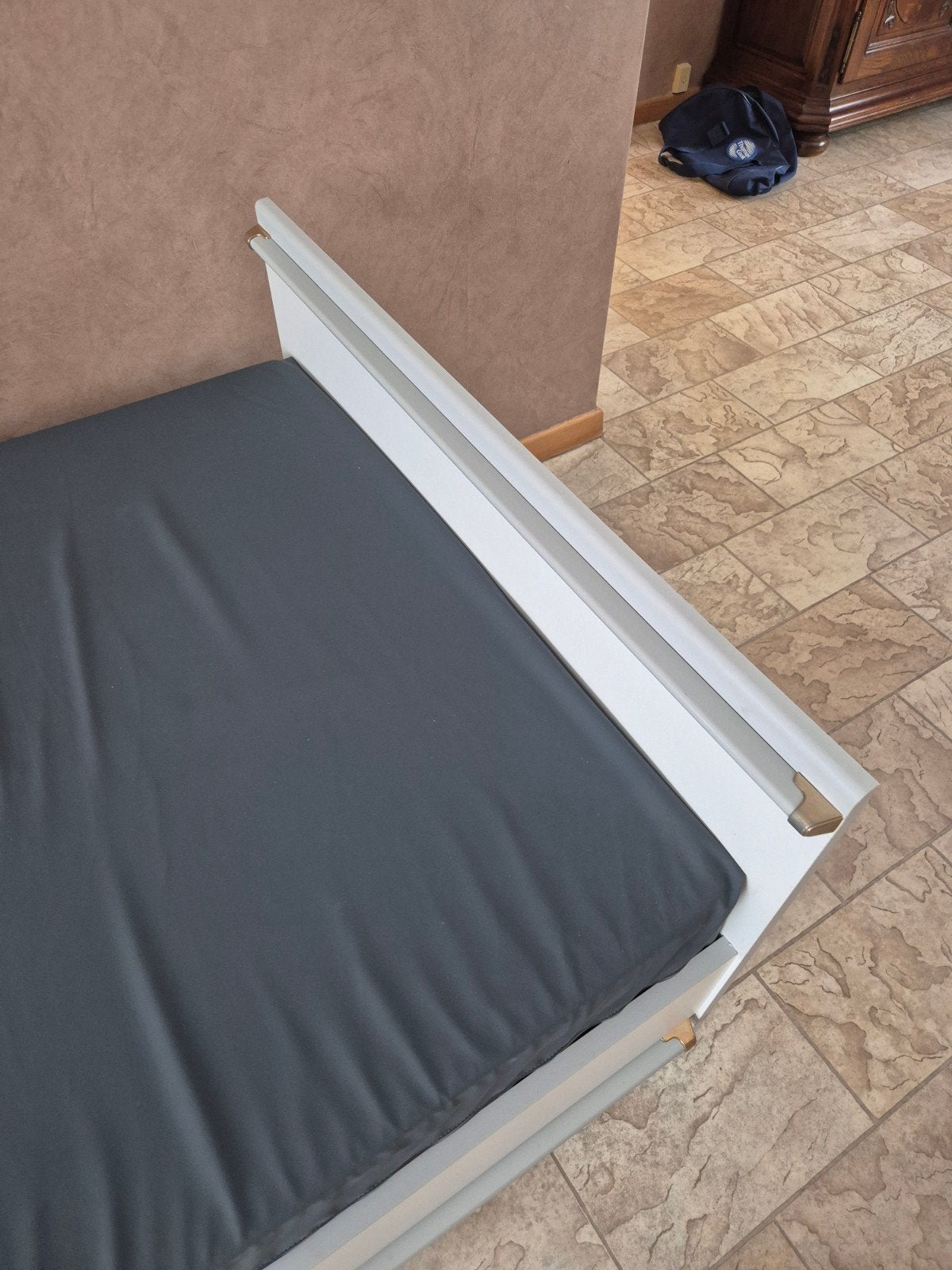 bed, Enlèvement