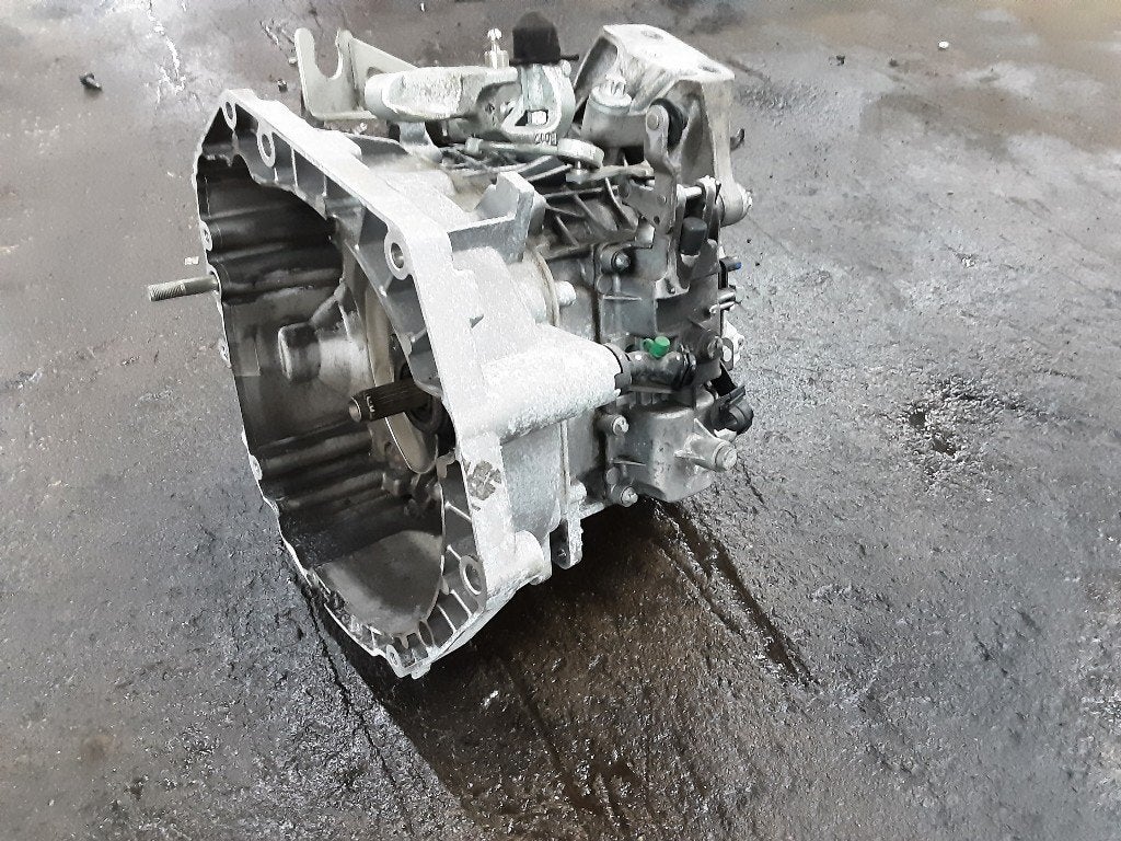 VERSNELLINGSBAK SCHAKEL Jeep Renegade (BU) (01-2014/12-2018), Jeep, Gebruikt, Mevr. I. Hauben, Rue de l'Espoir 34 34
4030  GRIVEGNÉE, BE