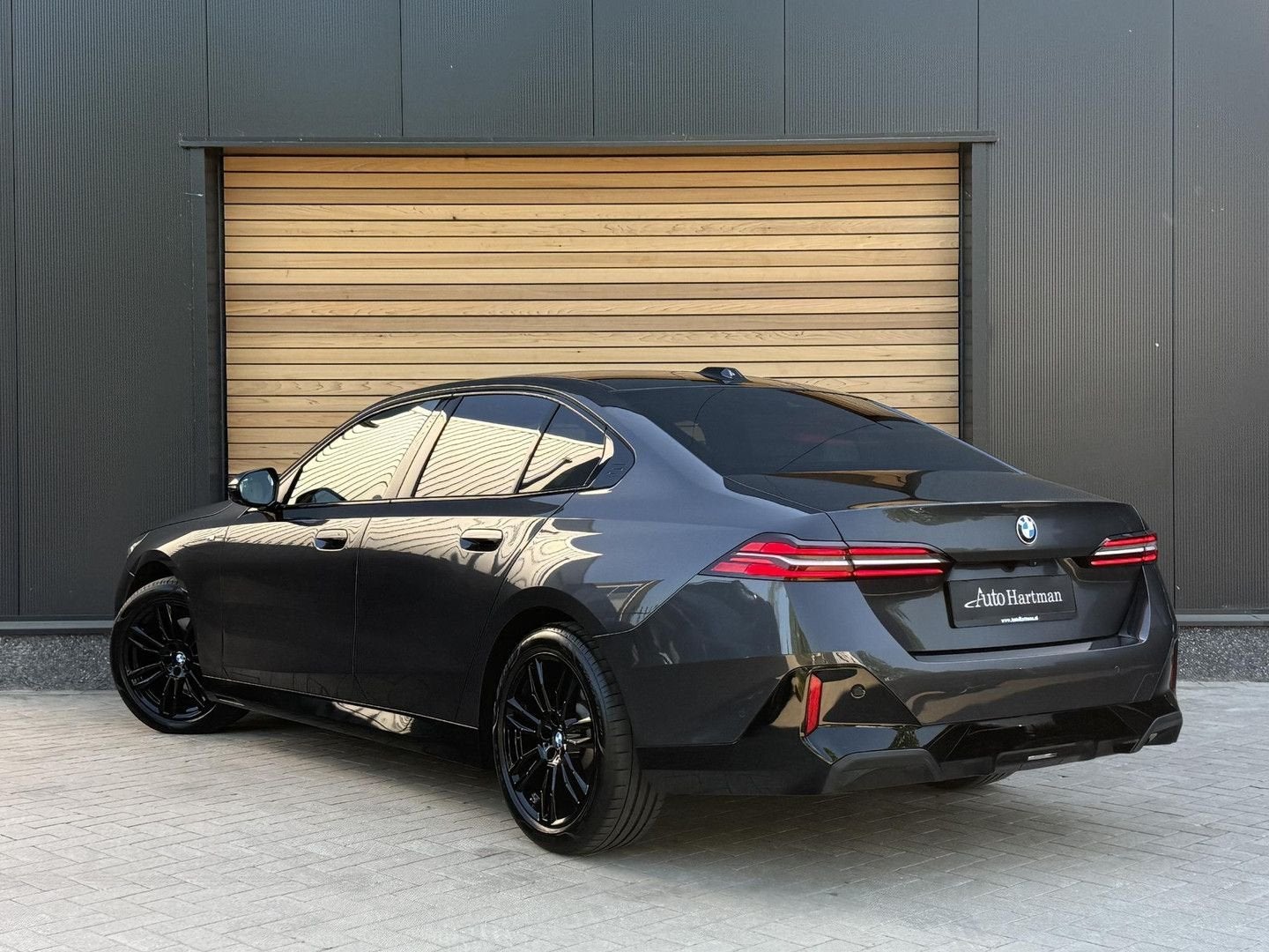 BMW 520 5-serie 520i M-Sport PANO|HEAD-UP|HARMANKARDON|ACC|S, Autos, BMW, Entreprise, Carnet d'entretien, Berline, Automatique