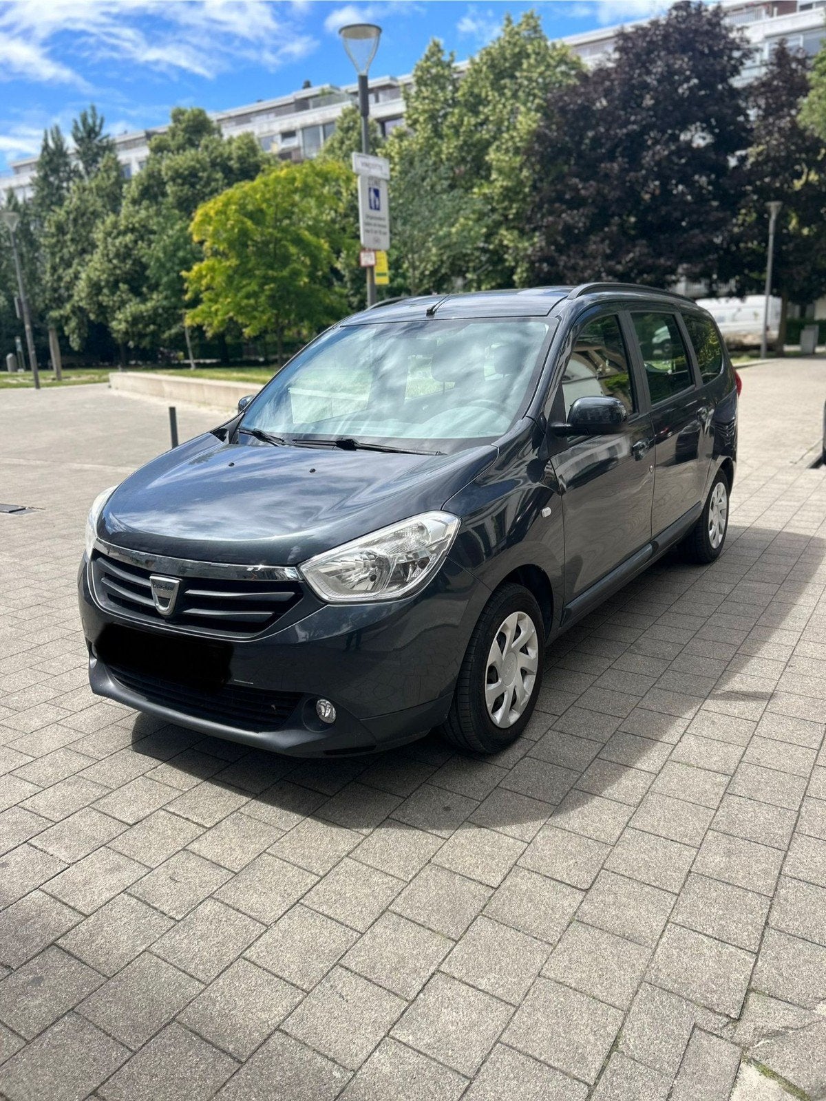 Dacia Lodgy 1.2 benzine 2013 met slechts 47000km Airco, Auto's, Dacia, Euro 5, Monovolume, Lodgy, Handgeschakeld