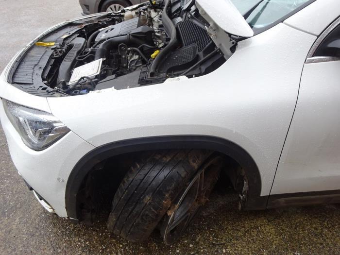 Aile avant gauche d'un Mercedes GLA (149), 3 mois de garantie, Utilisé, -, -