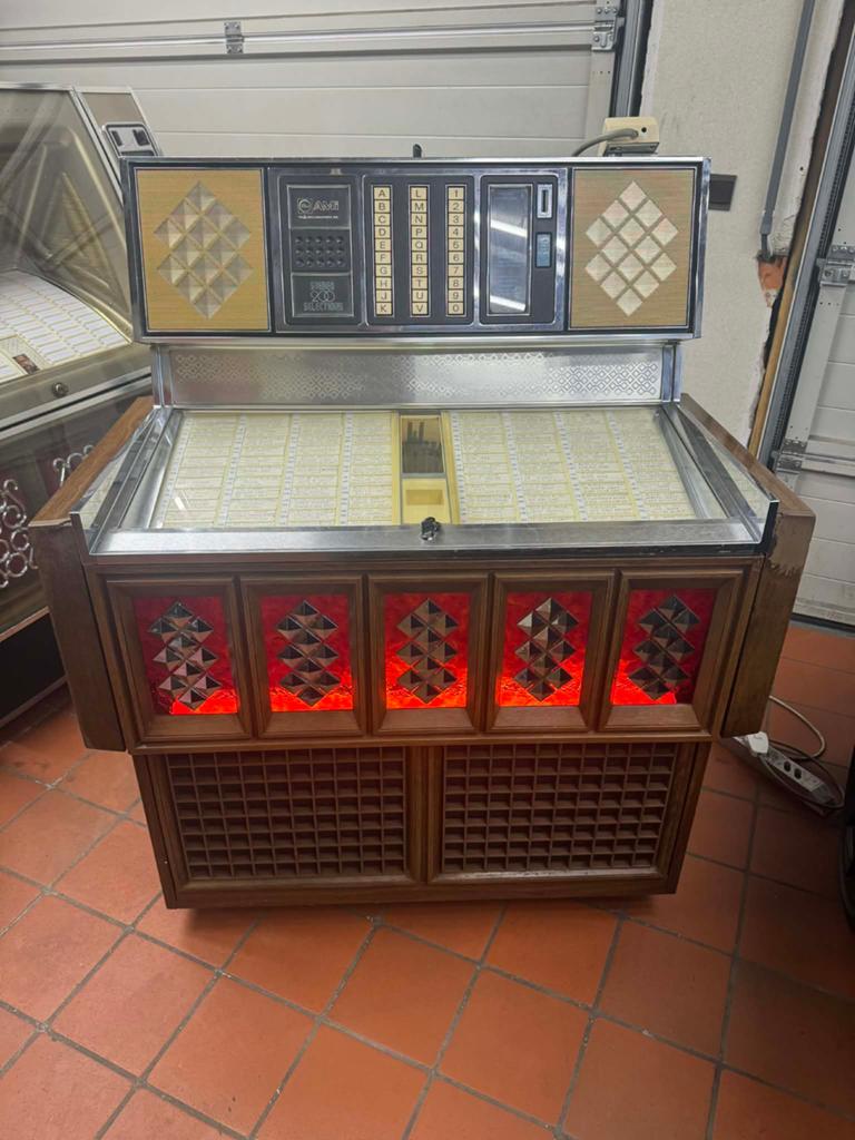 Jukebox, Avec singles, Enlèvement, Utilisé, Ami