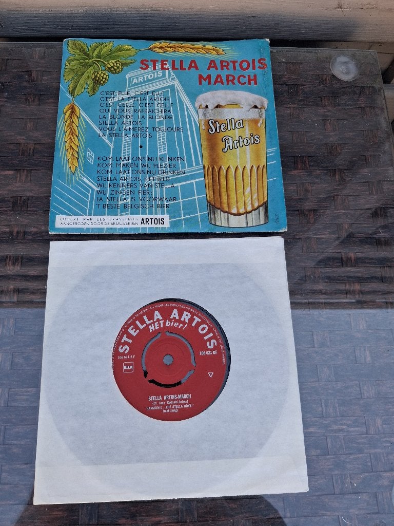 STELLA ARTOIS  single jaren 60, Ophalen of Verzenden, Zo goed als nieuw, Gebruiksvoorwerp
