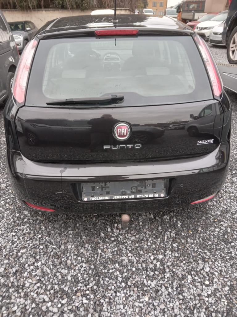 A vendre ou échange avec une autre petite voiture essence, Enlèvement, Porte