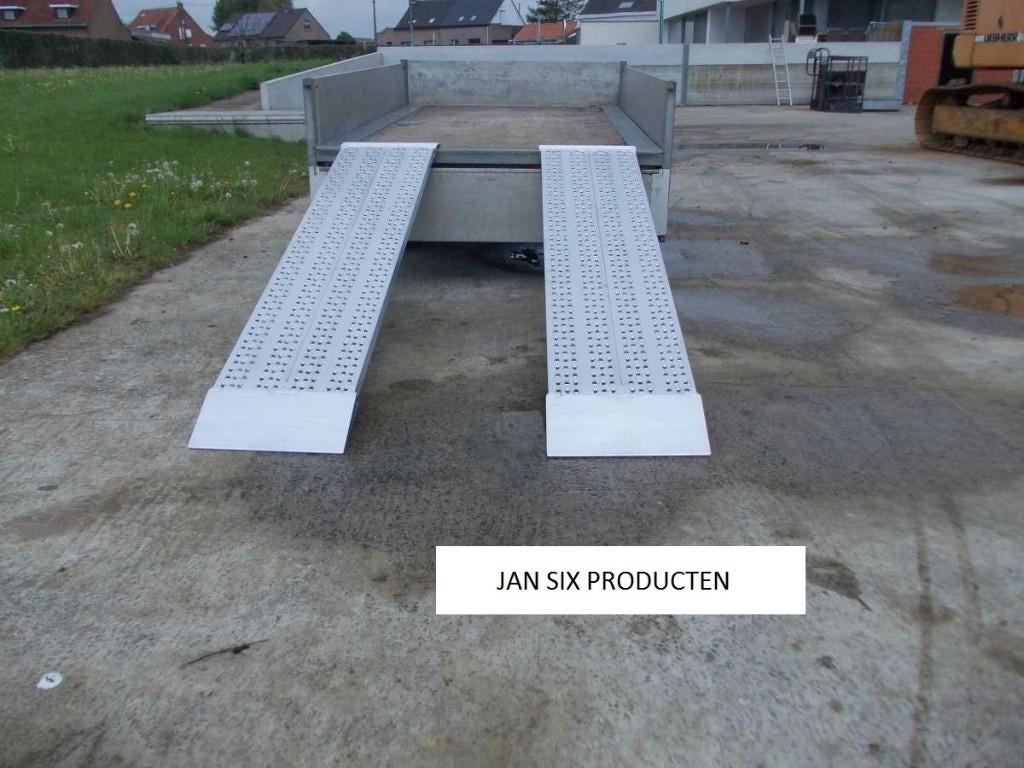 Alu. oprijplaten met laag profiel cap 1197 kg/p type m040b2, Ophalen, Nieuw
