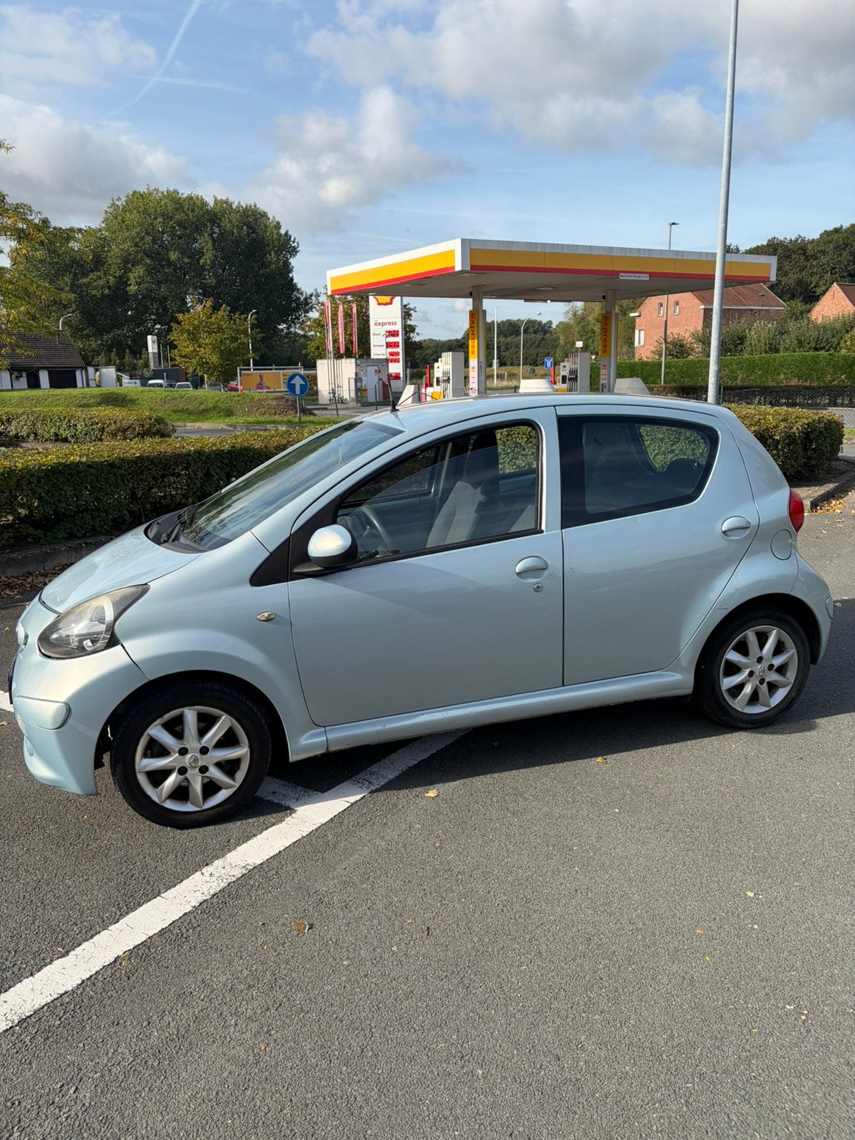 Toyota Yago, Achat, 5 portes, Vitres électriques, Particulier