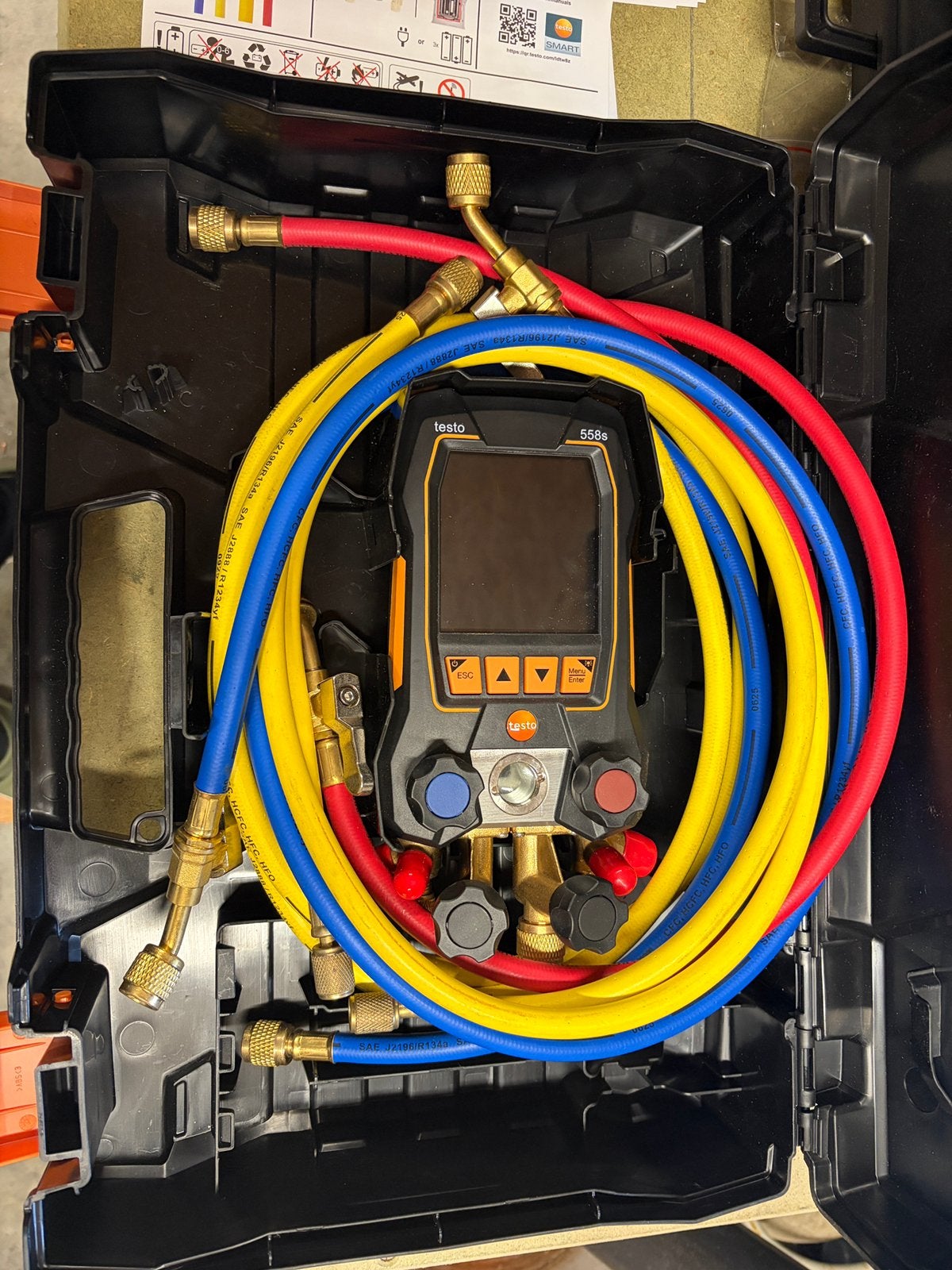 Testo 558s manifold 1x utilise, Bricolage & Construction, Enlèvement ou Envoi, Comme neuf, Autres appareils de mesure ou compteurs