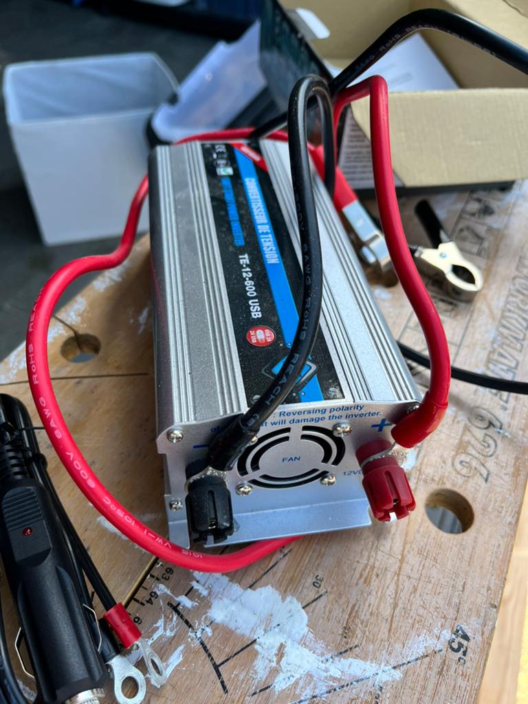 Omvormer 220 volt, Auto-onderdelen, Accu's en Toebehoren, Ophalen