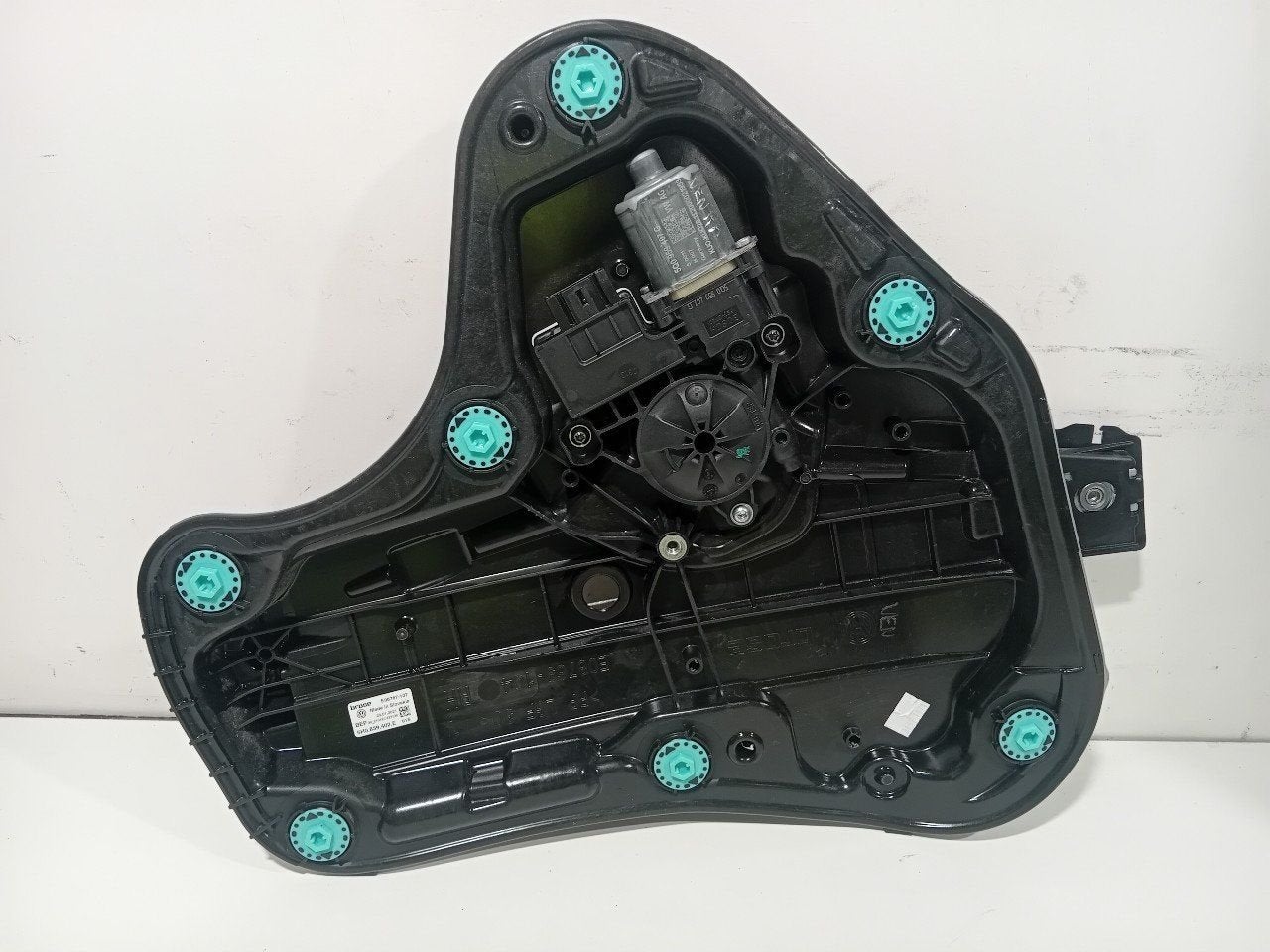 Raammechaniek elektrisch rechts achter Volkswagen Golf, Onderdelen@venauto.nl, Van der Ven Autorecycling B.V., Ettenseweg 76, 4706 PB Roosendaal, The Netherlands