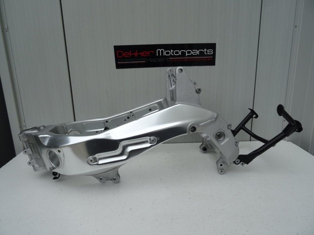 Frame metCompleet Nederlands kenteken Aprilia RST1000 Futura, Motoren, Ophalen of Verzenden, -, -, -