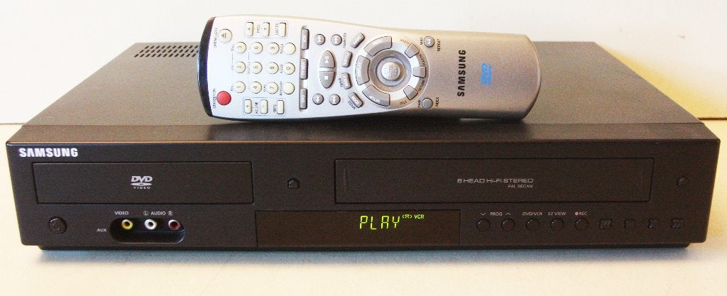 Samsung DVD-V6800 Videorecorder & DVD In 1 Toestel / 6 Head, TV, Hi-fi & Vidéo, Lecteurs vidéo, Enlèvement ou Envoi, Comme neuf