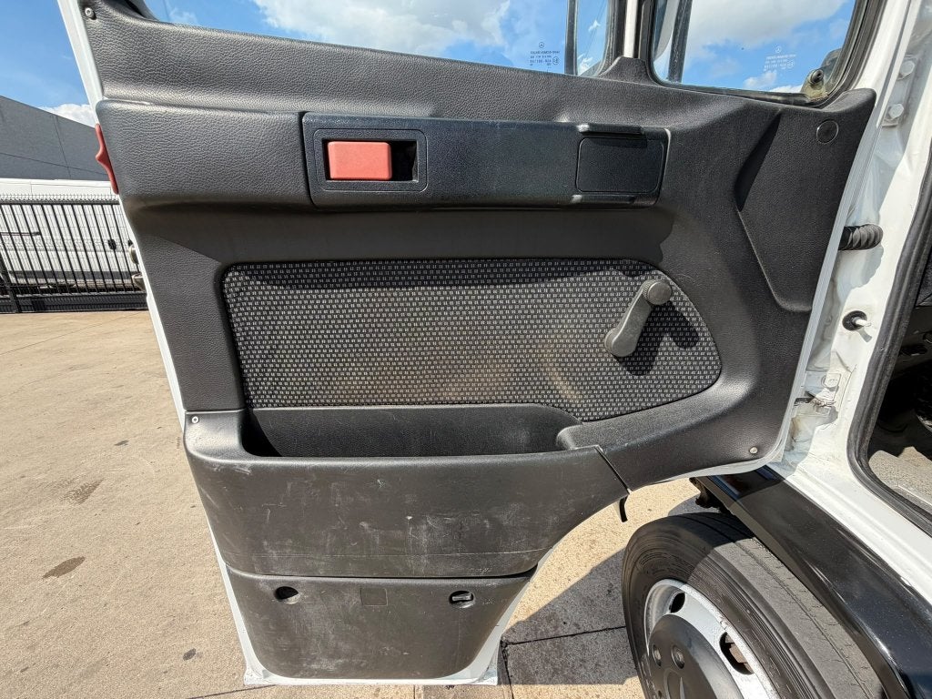 Mercedes Vario 813D (Stock ID 43007) — 12