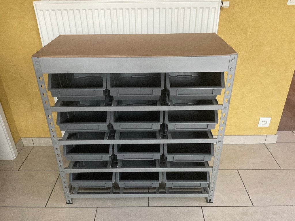 Bakkenkast / Opbergsysteem 12 Opbergbakken, Ophalen