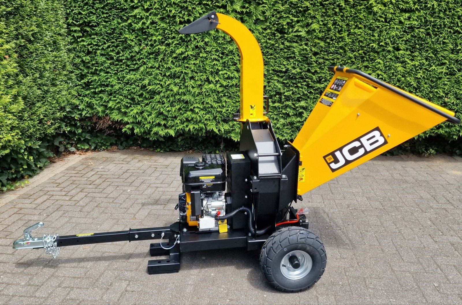JCB Hakselaar, Ophalen