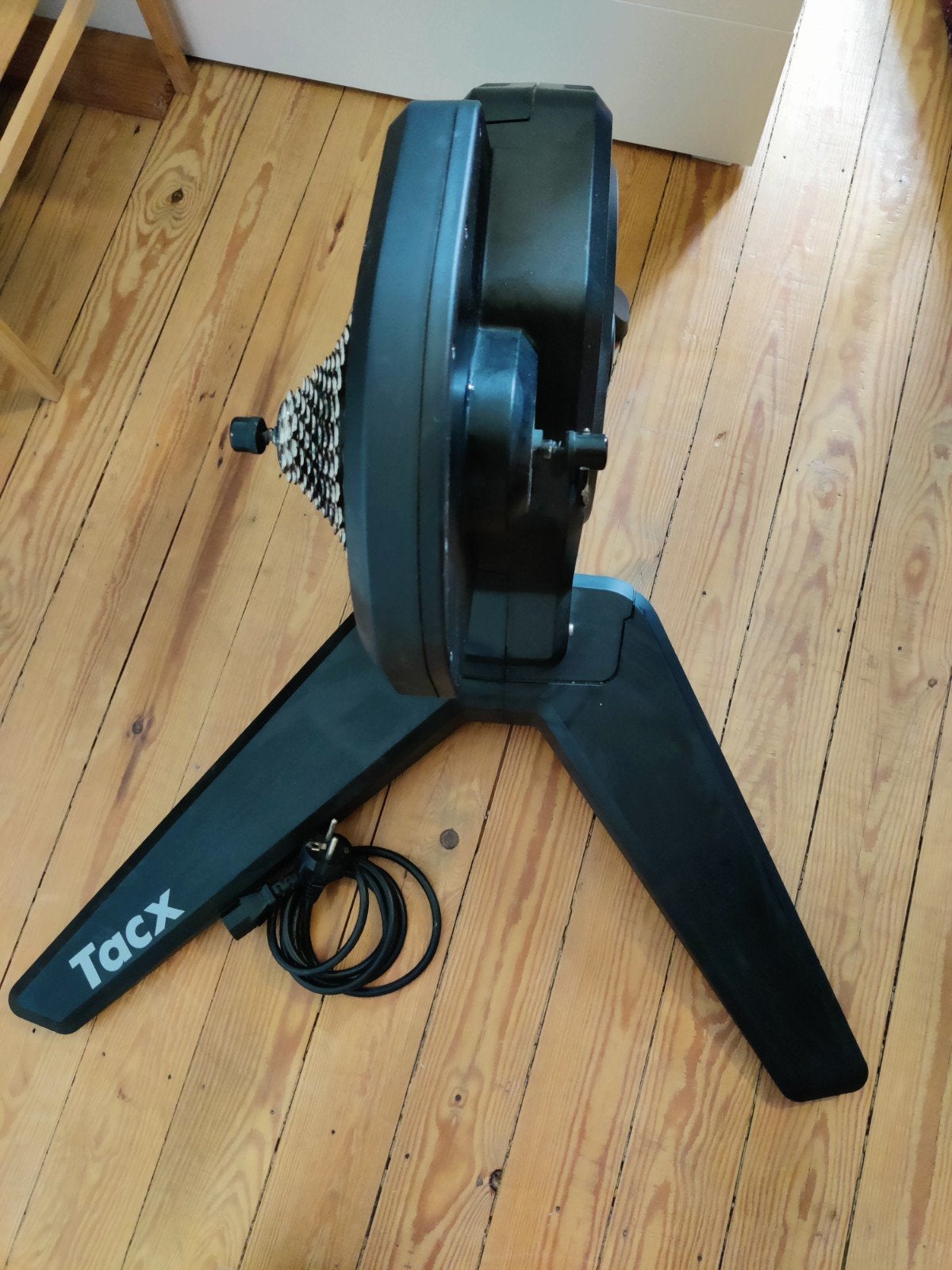 Tacx flux S smart rollen incl cassette (10 speed), Sports & Fitness, Cyclisme, Enlèvement, Utilisé