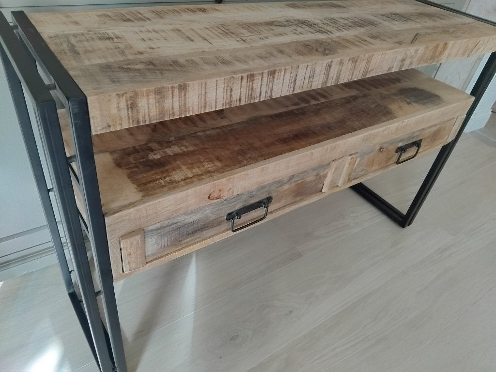 industriële wandtafel mango en staal 121 cm nieuwstaat, Huis en Inrichting, Ophalen, Zo goed als nieuw