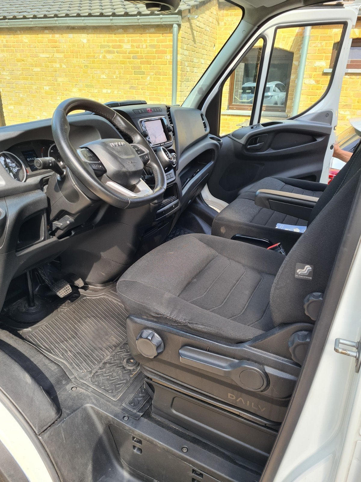 Camionette IVECO Daily / 54.000 km / 2022 /.Automatique, Autos, Camionnettes & Utilitaires, Achat, Euro 6, Iveco, Automatique