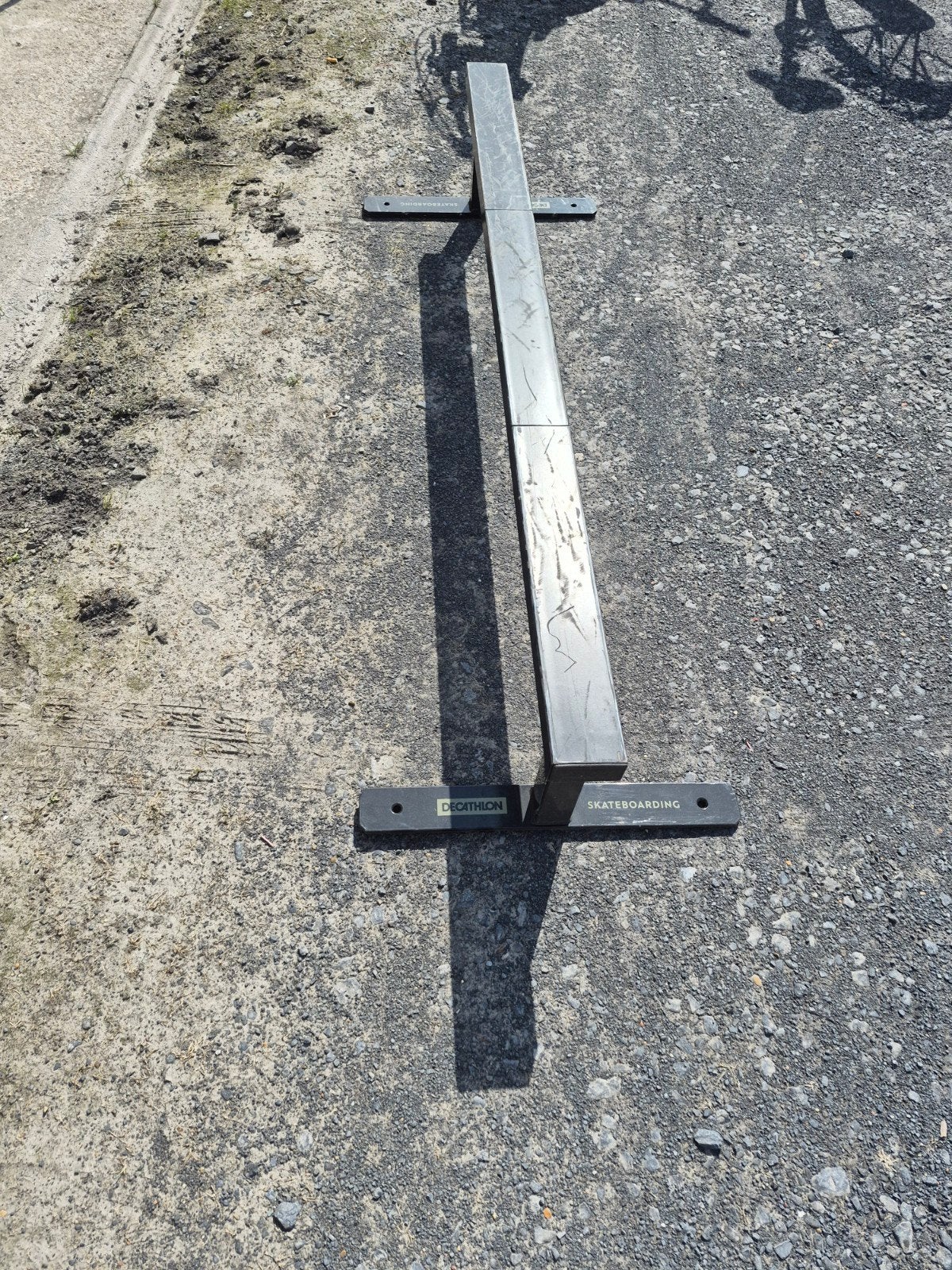 decatb réglable pour planche à roulettes carrée/rail en grav, Sports & Fitness, Skateboard, Enlèvement, Comme neuf, Skateboard