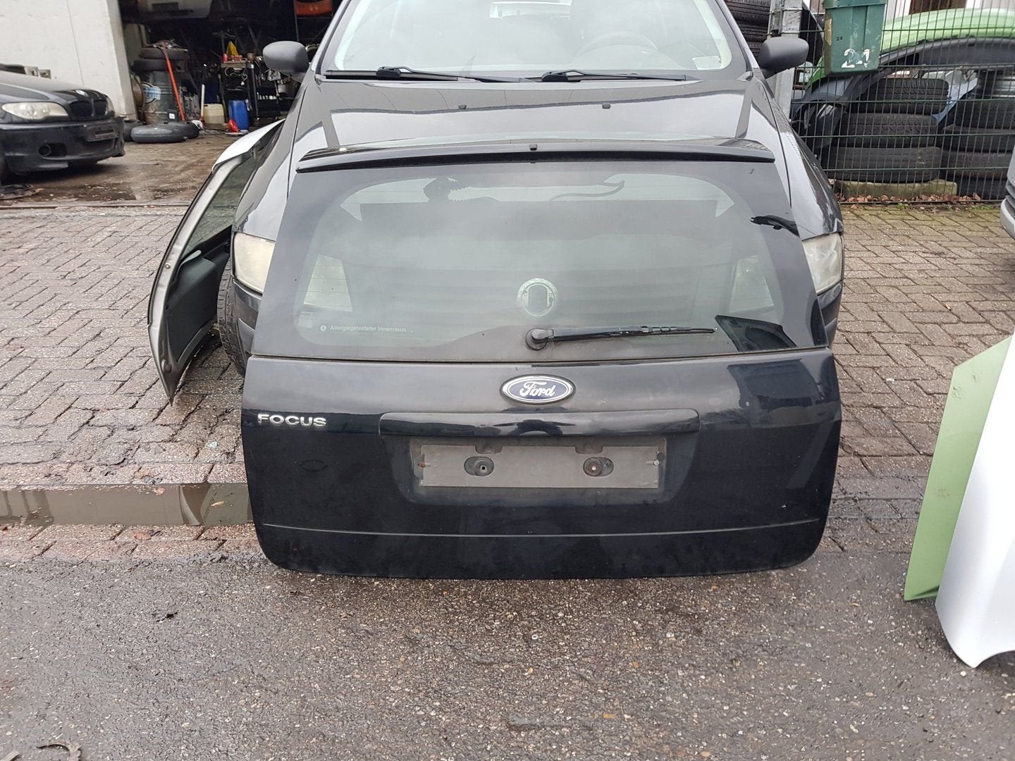 FORD FOCUS STATION ACHTERKLEP BJ 2010, Arrière, -, Haillon arrière, Utilisé