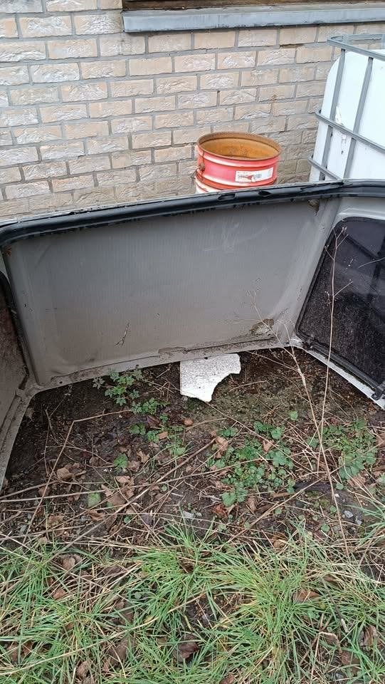 hardtop feroza, Enlèvement