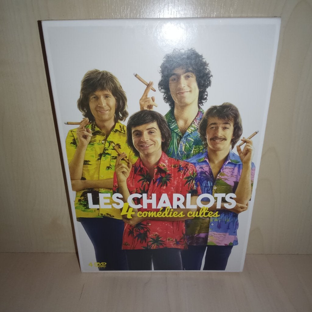 Les Charlots 4 comédies cultes - coffret DVD très rare, CD & DVD, Envoi
