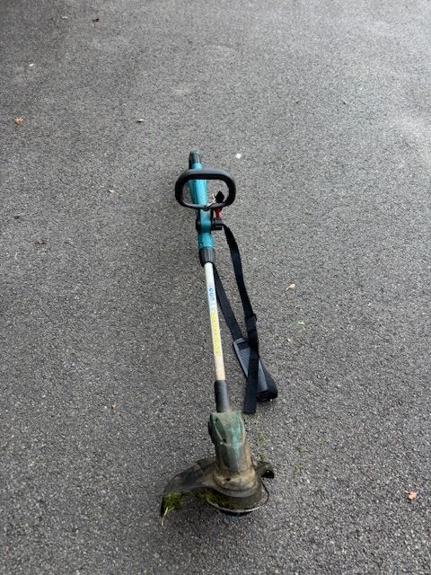 Coupe bordure Makita, Électrique, Enlèvement ou Envoi, 10 à 30 cm, Makita