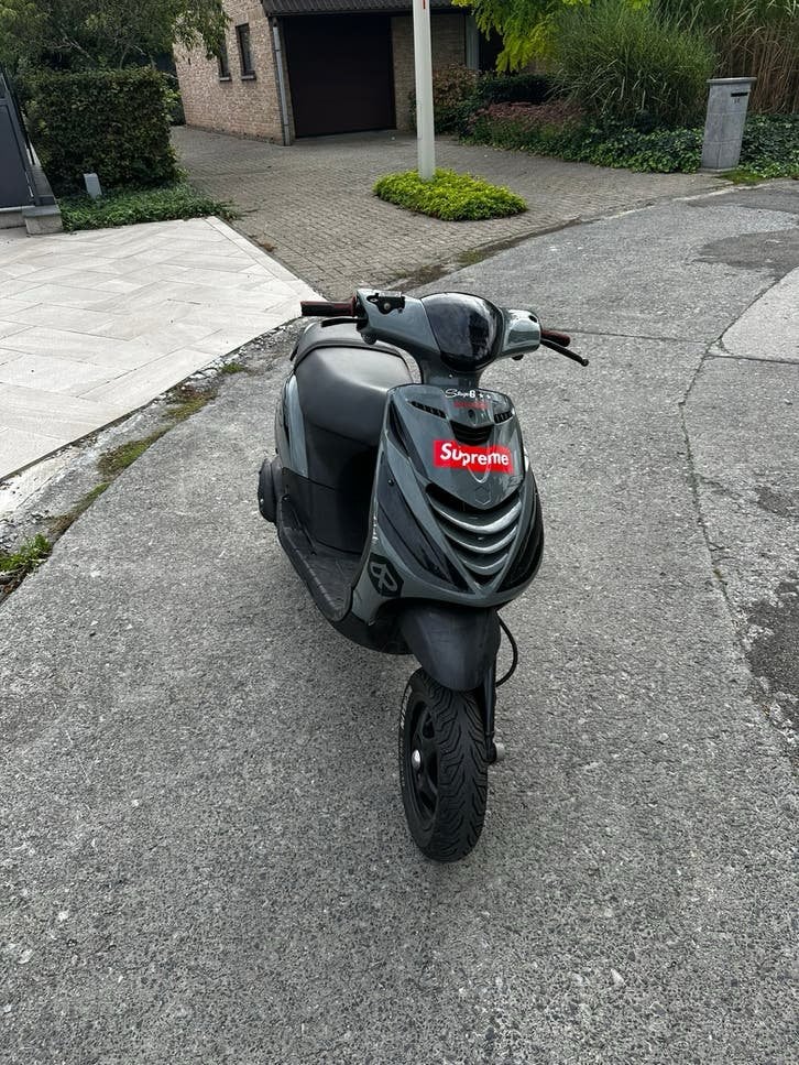 Zip 70cc 2takt bklasse, Vélos & Vélomoteurs, Zip, 70 cm³, Classe B (45 km/h), Enlèvement