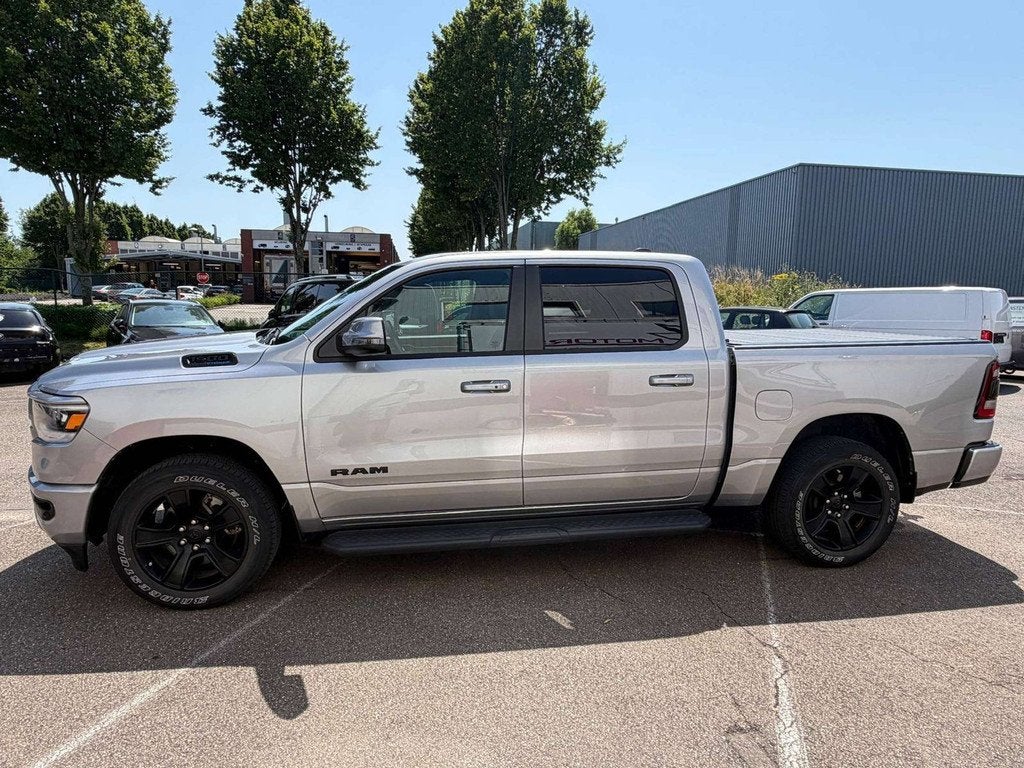 Dodge RAM 5.7L V8 HEMI RAM 1500 Sport LPG/Pano/Keyless/Incl, Auto's, Automaat, 4 deurs, Gebruikt, 2535 kg