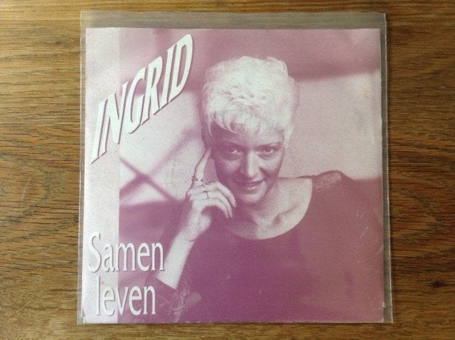 single ingrid, 7 inch, Ophalen of Verzenden, Beschermende buitenhoes, Nederlandstalig