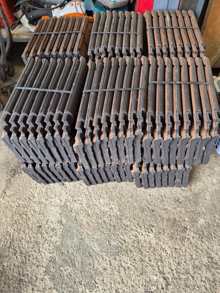 Tuiles, Doe-het-zelf en Bouw, Dakpannen en Dakbedekking, Ophalen, Steen of Klei, Nieuw, 5 tot 10 m²