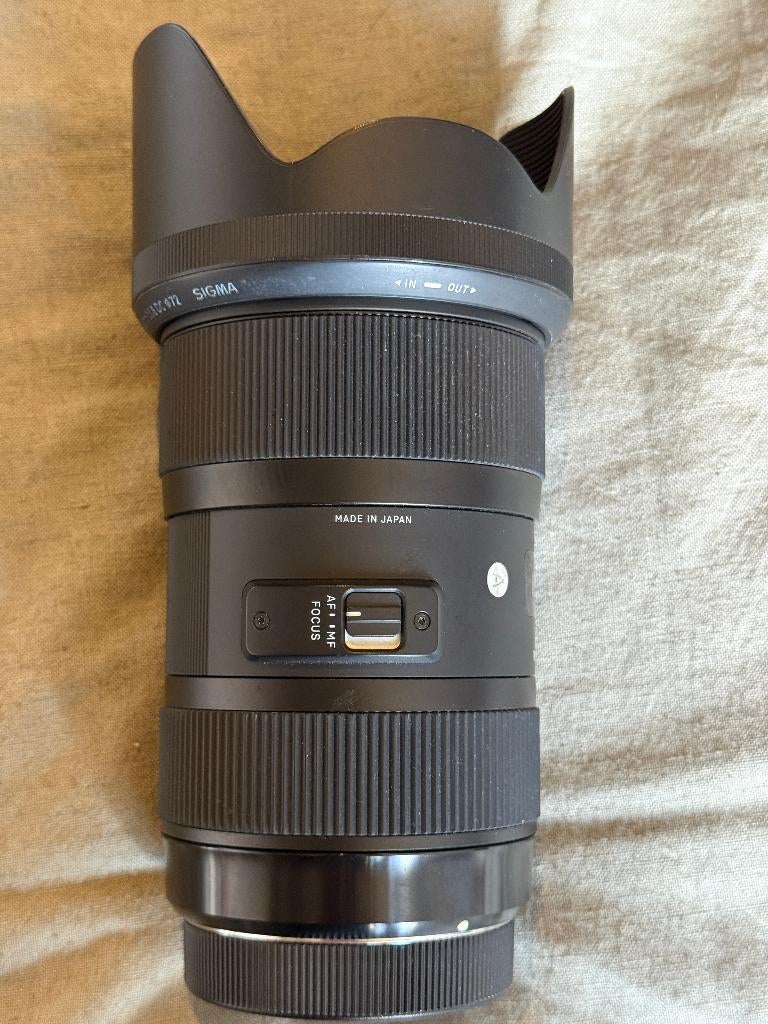 Sigma 18-35mm F/1.8 DC HSM ART Canon EF-S + zonnekap, Audio, Tv en Foto, Foto | Lenzen en Objectieven, Ophalen of Verzenden, Zo goed als nieuw